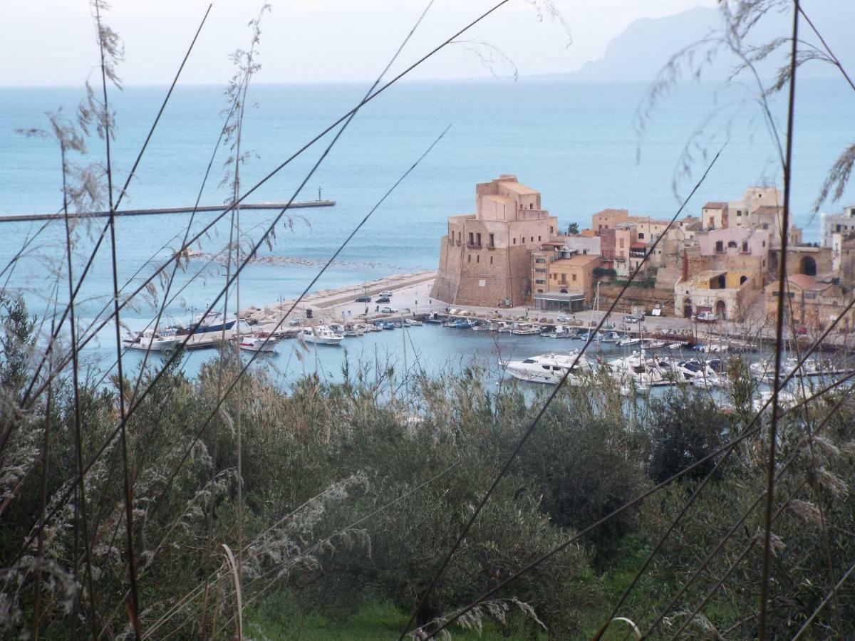 Le Case Di Virgin 2 Castellammare del Golfo Kültér fotó